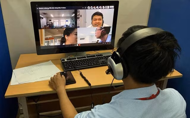 Hoạt động tại phiên giao dịch việc làm trực tuyến năm 2020 (Ảnh: HCES)