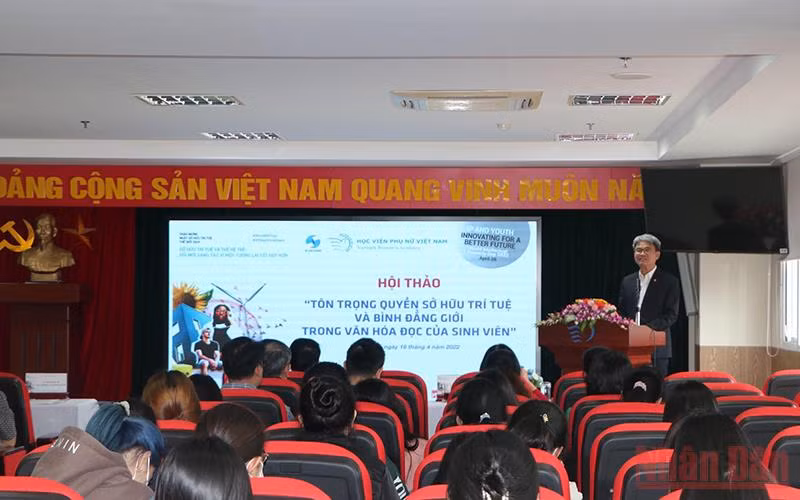 Quang cảnh buổi hội thảo.