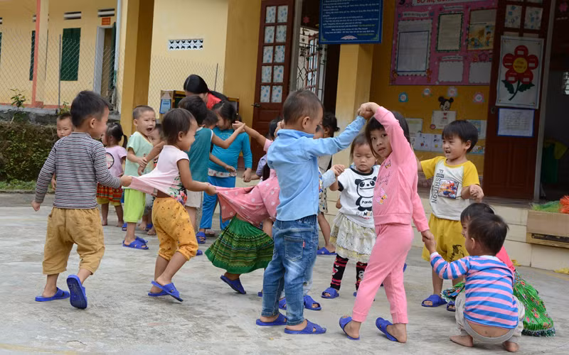 Học sinh Yên Bái tự tin trong năm học mới -0