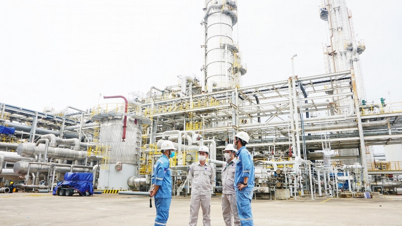 Người lao động dầu khí quán triệt triển khai đồng bộ các biện pháp phòng, chống dịch bằng quyết tâm cao nhất. Phát huy hiệu quả quản trị, Petrovietnam có bước tăng trưởng mạnh -0