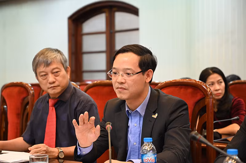 Giao lưu trực tuyến 