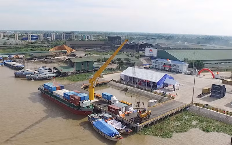 Tạo đà phát triển ngành dịch vụ logistics -0