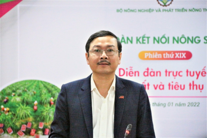 Ông Nguyễn Ngọc Thạch, Tổng Biên tập báo Nông nghiệp Việt Nam, Tổ trưởng Tổ điều hành Diễn đàn kết nối nông sản 970 phát biểu tại diễn đàn. Kết nối sản xuất và tiêu thụ thanh long -0