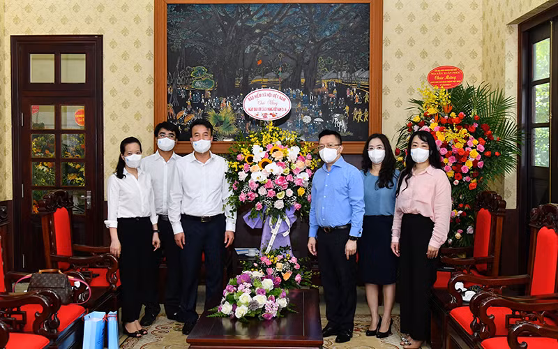 Các bộ, ngành, cơ quan, đơn vị chúc mừng Báo Nhân Dân nhân ngày 21-6 -1