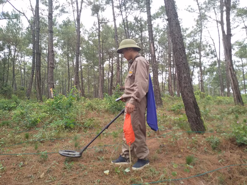 Tăng cường hợp tác khắc phục hậu quả bom mìn và phát triển nông thôn tại các tỉnh miền trung -0