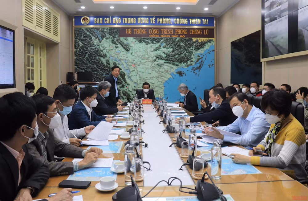 Nhanh chóng ổn định cuộc sống cho người dân vùng lũ -0