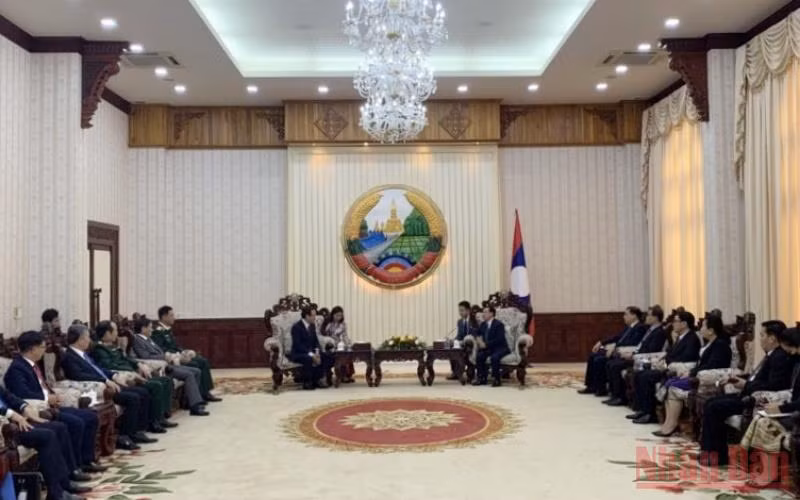 Đồng chí Nguyễn Văn Nên chào xã giao lãnh đạo cấp cao Đảng, Nhà nước Lào -0