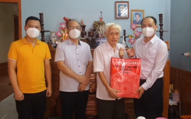 Chủ tịch huyện 
