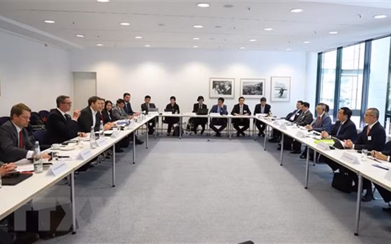 Quang cảnh cuộc Đối thoại giữa Đảng Cộng sản Việt Nam với Đảng Dân chủ Xã hội Đức. (Ảnh: Mạnh Hùng/TTXVN)