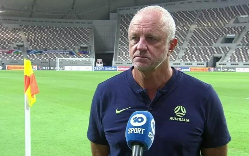 Huấn luyện viên Graham Arnold. (Ảnh: Liên đoàn Bóng đá Australia) Truyền thông Australia khuyên đội nhà cảnh giác trước tuyển Việt Nam -0