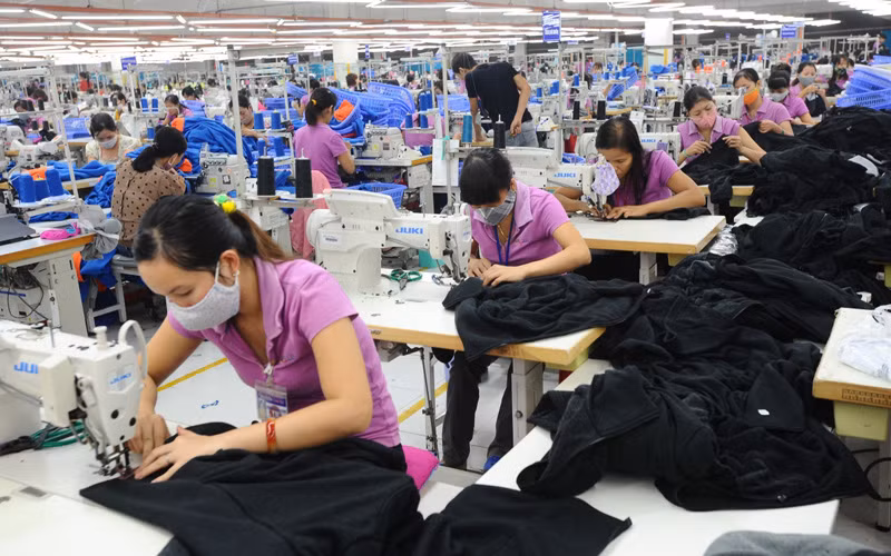 Đầu tư cho nghiên cứu phát triển giúp nhiều DN dệt may vượt qua khó khăn.