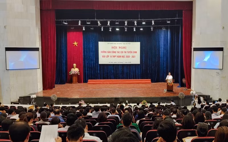 Hội nghị phổ biến hướng dẫn công tác coi thi tuyển sinh vào lớp 10 THPT năm học 2020-2021.