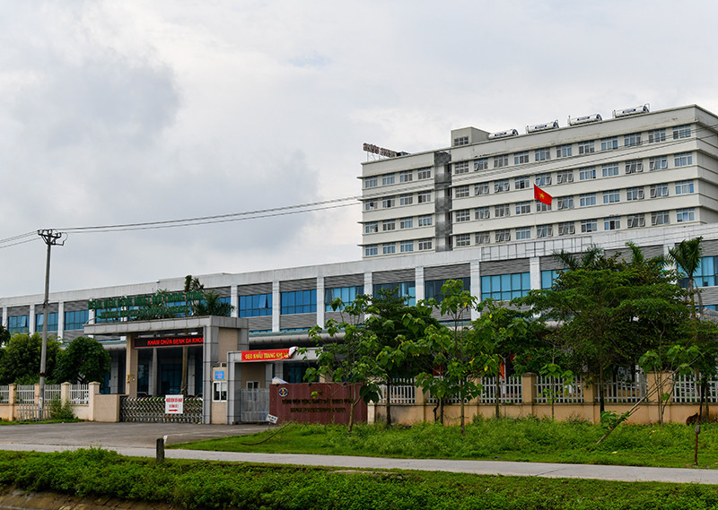Bệnh viện Bệnh Nhiệt đới T.Ư cơ sở 2 tại huyện Đông Anh được cách ly, phong tỏa từ chiều 5-5. Ảnh: DUY LINH Hà Nội hỗ trợ tối đa Bệnh viện Bệnh Nhiệt đới T.Ư cơ sở 2 trong thời gian cách ly y tế -0