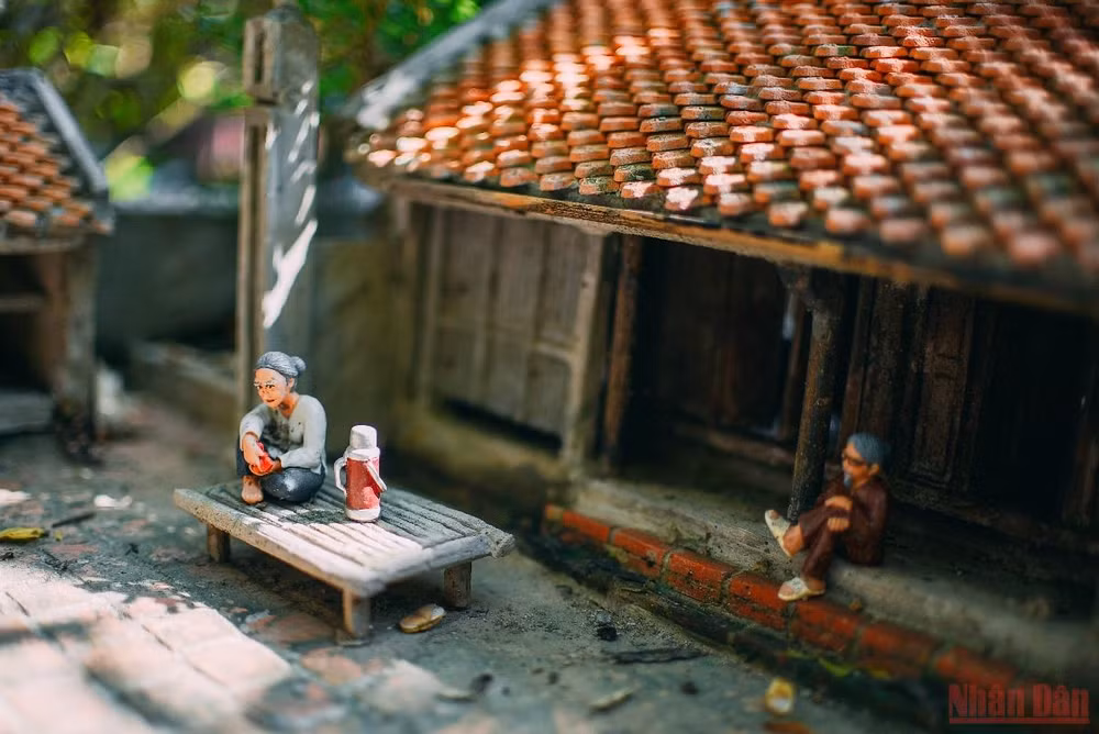 Lưu giữ nét văn hóa dân gian qua bàn tay chàng trai 9x -0
