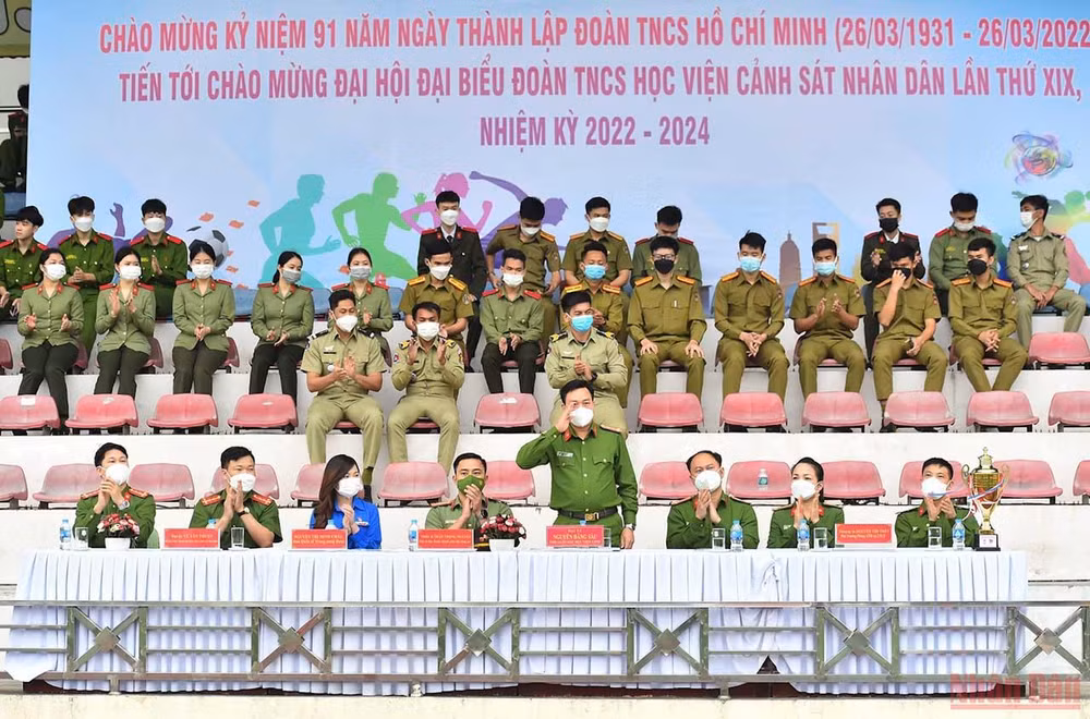 Thanh niên Công an nhân dân - Khỏe để xây dựng và bảo vệ Tổ quốc -0