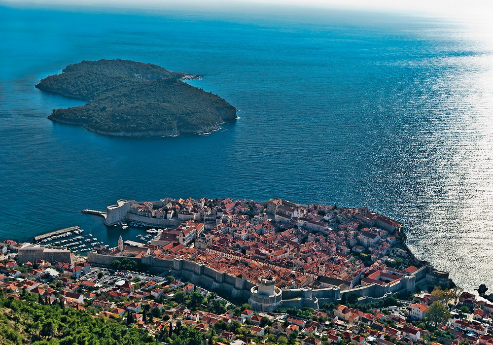 Nhờ dự án SeaClear, bờ biển Dubrovnik sẽ sạch rác thải dưới nước trong tương lai. Robot tự hành dưới đáy đại dương để nhặt rác -0