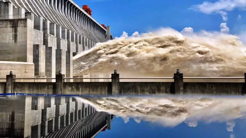 Đập Tam Hiệp mở 11 cửa xả lũ ứng phó lưu lượng kỷ lục