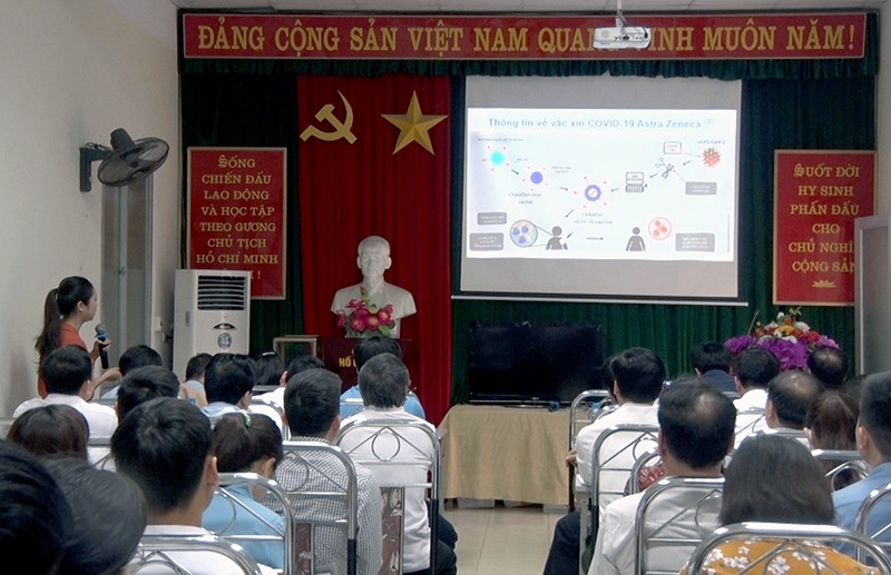 Sở Y tế tỉnh Tuyên Quang tổ chức tập huấn, hướng dẫn tiếp nhận sử dụng, bảo quản vaccine Covid-19. Tuyên Quang tiếp nhận 4.500 liều vắc xin phòng Covid-19 -0
