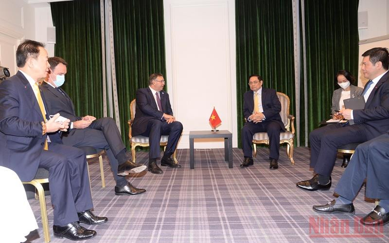 Thủ tướng Phạm Minh Chính tiếp ông Patrick Pouyanne, Tổng Giám đốc Tập đoàn dầu khí Total. Tăng cường hợp tác kinh tế, thương mại và đầu tư Việt Nam - Pháp -0