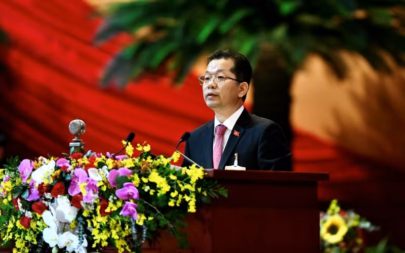 Bí thư Thành ủy Đà Nẵng Nguyễn Văn Quảng phát biểu tham luận.