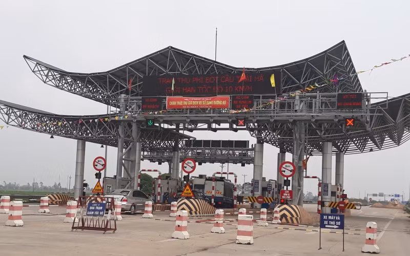 Giảm mức phí lưu thông qua cầu Thái Hà (tỉnh Thái Bình) trong 3 tháng để tháo gỡ khó khăn về tài chính cho nhà đầu tư.