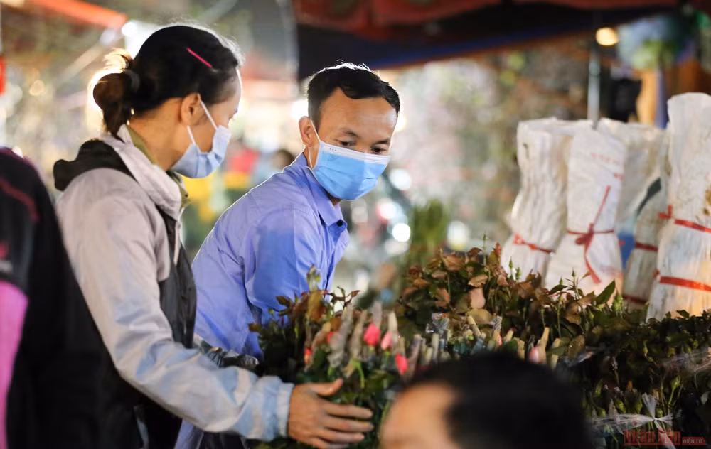 11cho_hoa_quang_ba_8_3-1615108015593.JPG