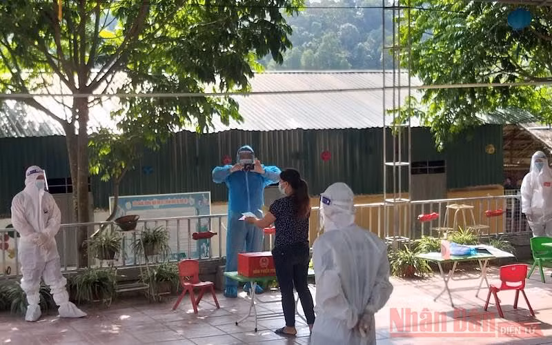 Hơn 1.000 khu vực bỏ phiếu của Điện Biên đồng loạt tổ chức khai mạc Bầu cử -0