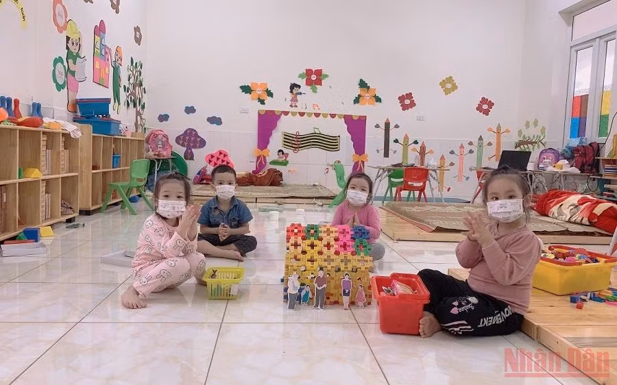 Một phòng học mẫu giáo của Trường mầm non Tiền Châu (thành phố Phúc Yên, Vĩnh Phúc). (Ảnh: HÀ HỒNG HÀ)