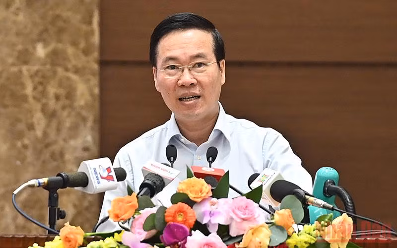 Đồng chí Võ Văn Thưởng, Ủy viên Bộ Chính trị, Thường trực Ban Bí thư phát biểu chỉ đạo Hội nghị.