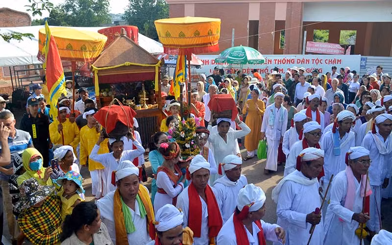 Lễ hội Katê của người Chăm Bình Thuận là Di sản văn hóa phi vật thể quốc gia -0