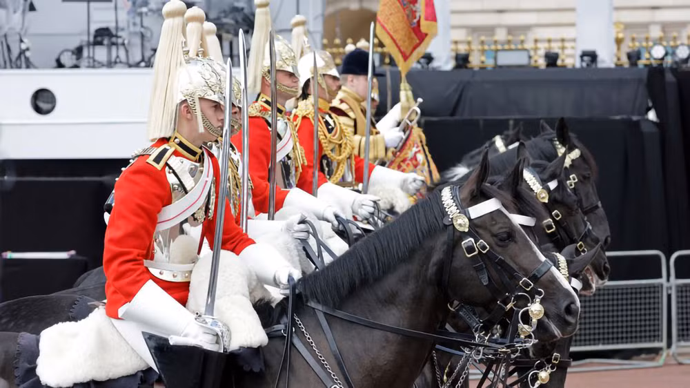 Lễ diễu hành mở màn Đại lễ Bạch kim của Nữ hoàng Anh Elizabeth II -0