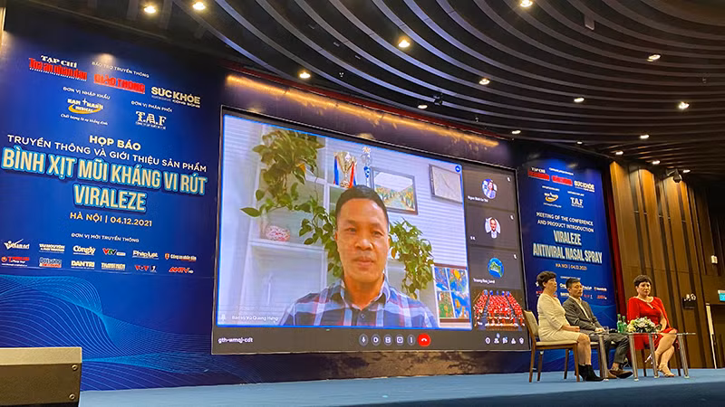 Bác sĩ Vũ Quang Hưng, Viện Huyết học-Truyền máu Trung ương trả lời tại họp báo