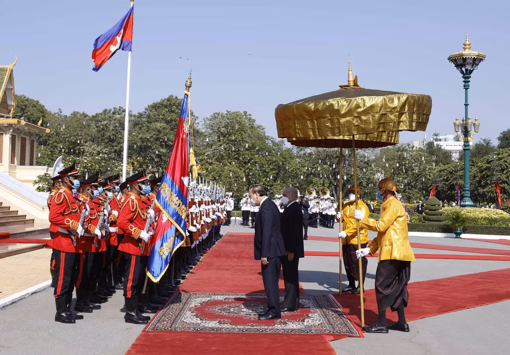 Hoàng gia Campuchia tổ chức trọng thể Lễ đón Chủ tịch nước -0