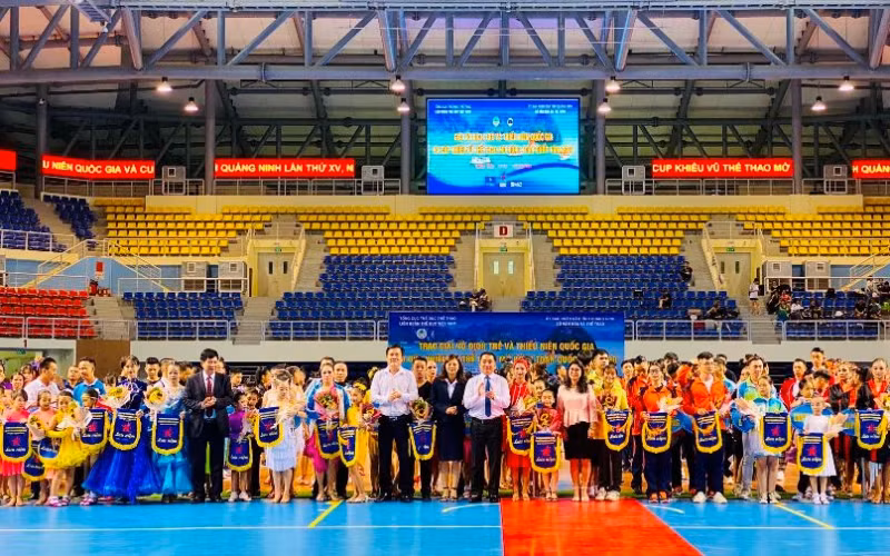 Khai mạc Giải khiêu vũ vô địch trẻ và thiếu niên quốc gia Khiêu vũ thể thao năm 2020 -0