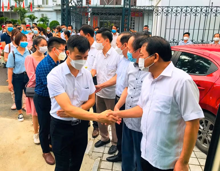 Thêm 59 cán bộ, nhân viên y tế Thanh Hóa vào TP Hồ Chí Minh chống dịch -0