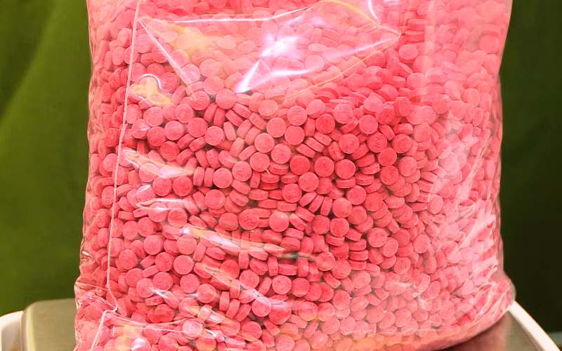 Bắt giữ đối tượng vận chuyển 12 nghìn viên ma túy -0