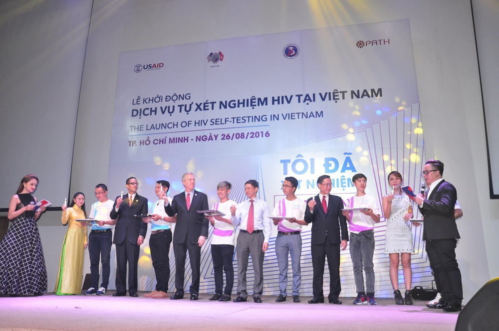 30 năm phòng, chống HIV/AIDS tại Việt Nam ảnh 11 30 năm chặng đường phòng, chống HIV/AIDS tại Việt Nam -0
