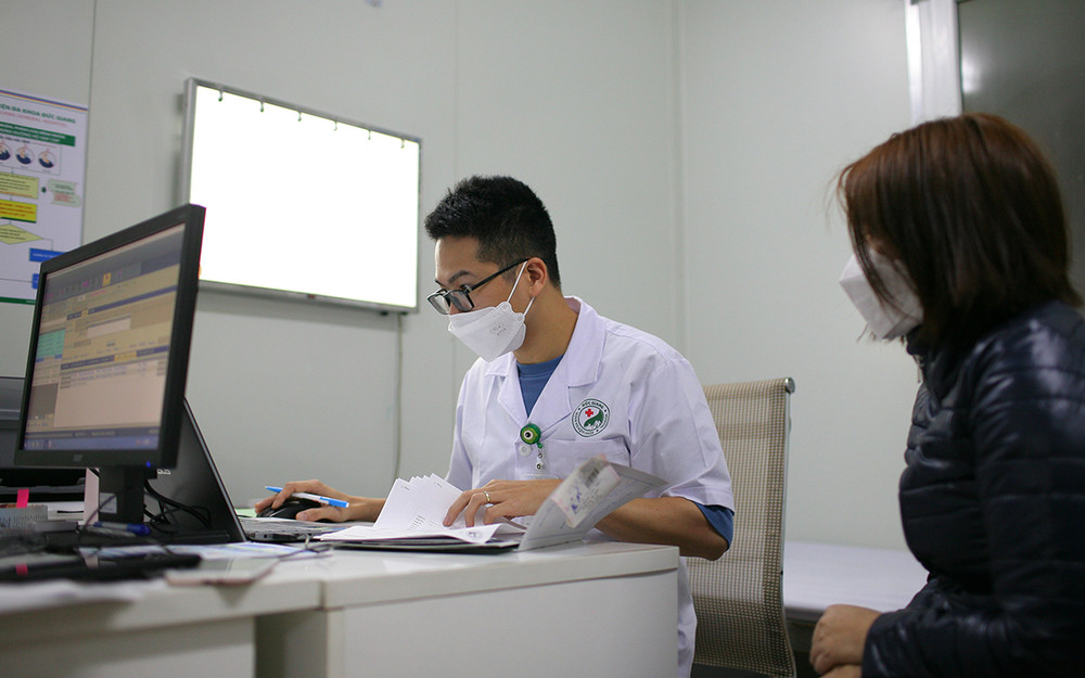 Nhiều người trẻ cũng tới khám vì mắc các triệu chứng kéo dài. Hậu Covid-19: Di chứng nào chiếm tỷ lệ cao nhất -0