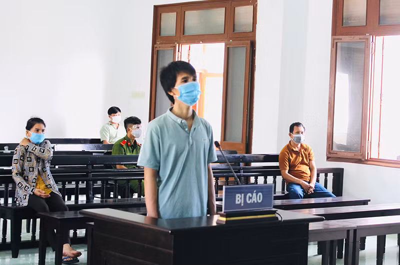 Bị cáo Ngô Công trứ bị tuyên phạt 10 năm tù vì hoạt động nhằm lật đổ chính quyền nhân dân.