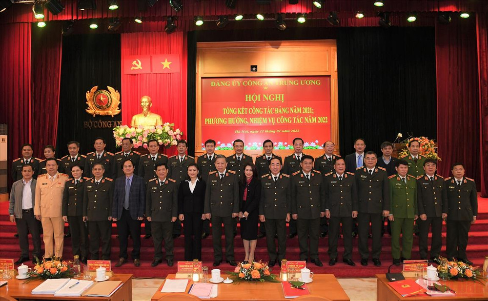Các đại biểu dự hội nghị.