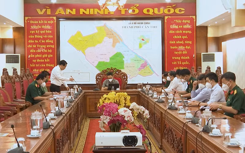 Phó Thủ tướng Vũ Đức Đam tại buổi làm việc với lãnh đạo TP Cần Thơ.