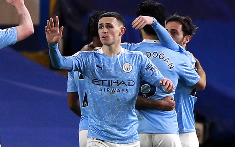 Các cầu thủ Man City thể hiện đẳng cấp vượt trội trước Chelsea.