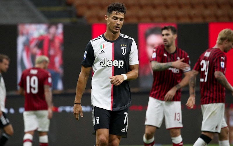 Cristiano Ronaldo cùng đồng đội sẽ phải thi đấu với sự tập trung cao độ nếu như không muốn ngậm trái đắng trước Atalanta. (Ảnh: EPA) Nhận định vòng 32 Serie A: Thách thức lớn cho nhà đương kim vô địch -0