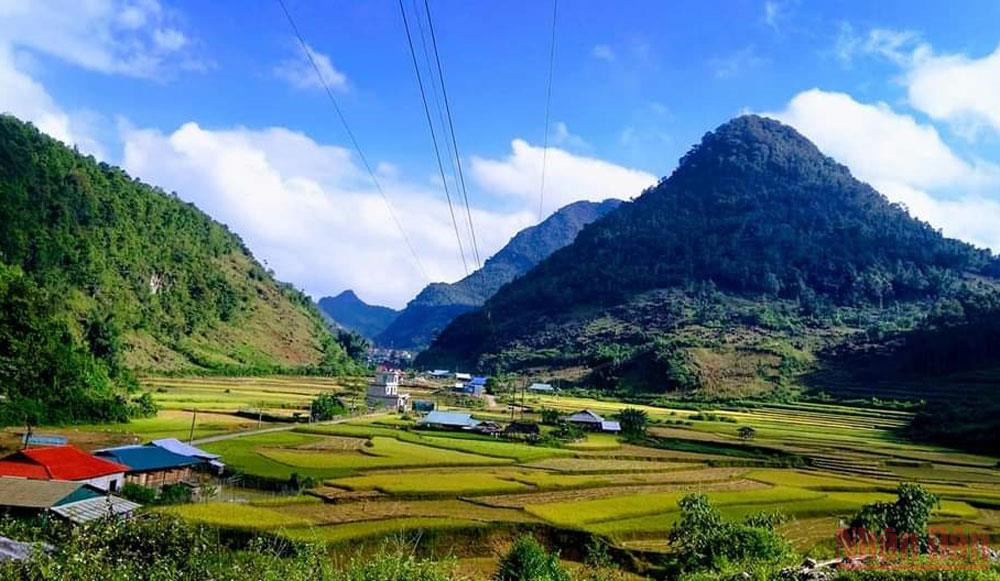 Về miền cao nguyên đá Tủa Chùa -0