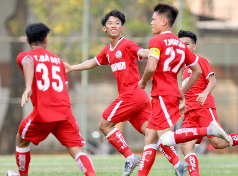 Trận đấu trở nên căng thẳng sau bàn gỡ hoà. Vòng chung kết U19 Quốc gia 2021: PVF thắng sát sao HAGL 3-2 -0