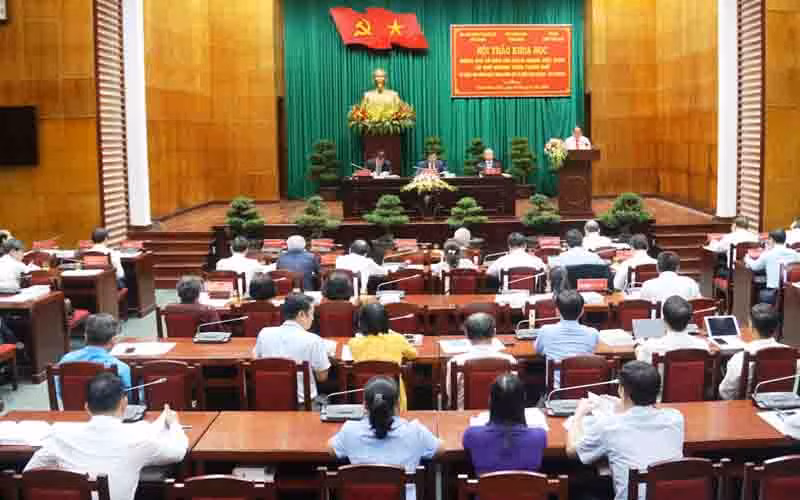 Toàn cảnh lễ kỷ niệm 100 năm Ngày sinh đồng chí Tố Hữu (4-10-1920 - 4-10-2020). 