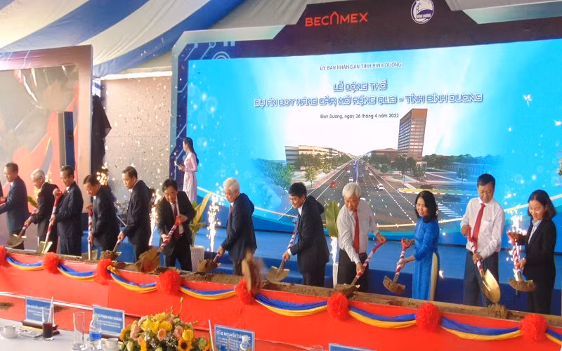 Khởi công dự án BOT Nâng cấp, mở rộng quốc lộ 13 - tỉnh Bình Dương.