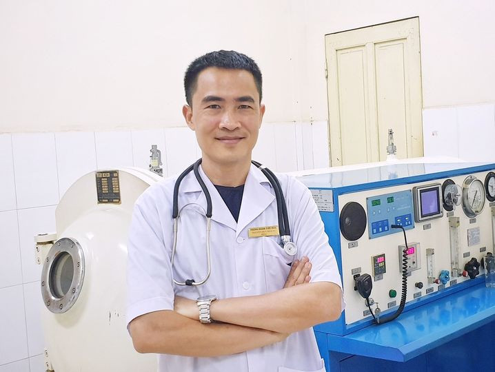 Bác sĩ Nguyễn Huy Hoàng. Thận trọng khi sử dụng các loại thuốc trong điều trị Covid-19 tại nhà -0