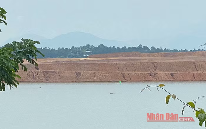 Công ty TNHH Đại Lải Việt Nam “bức tử” hồ Đại Lải làm khu biệt thự nghỉ dưỡng -0