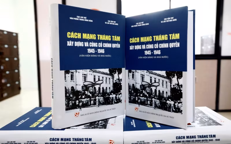 Những biểu tượng của lòng tự hào dân tộc -0